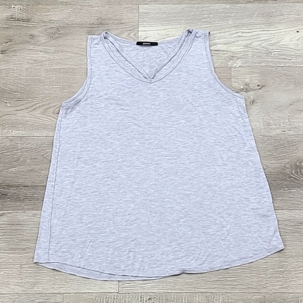 *2/10* Studio Grey Tank